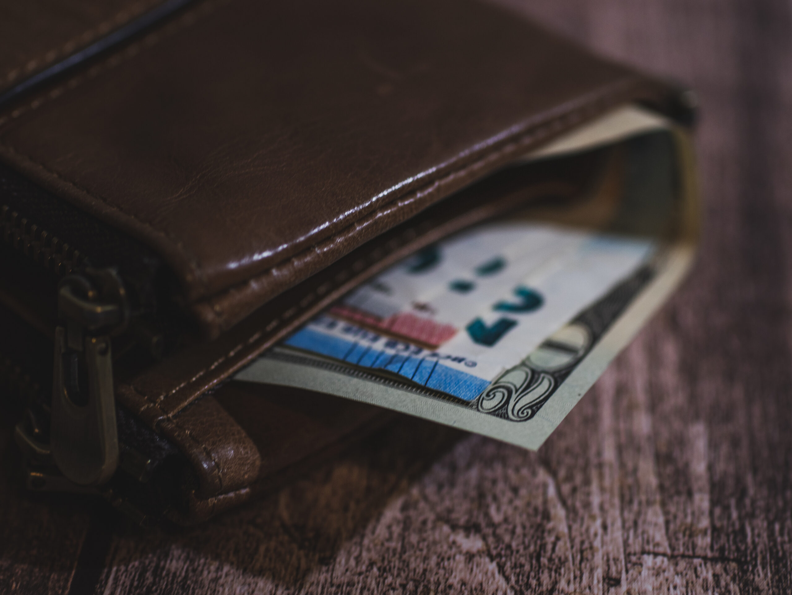 money-banknotes-dollars-euros-in-wallet-2024-11-30-03-23-24-utc